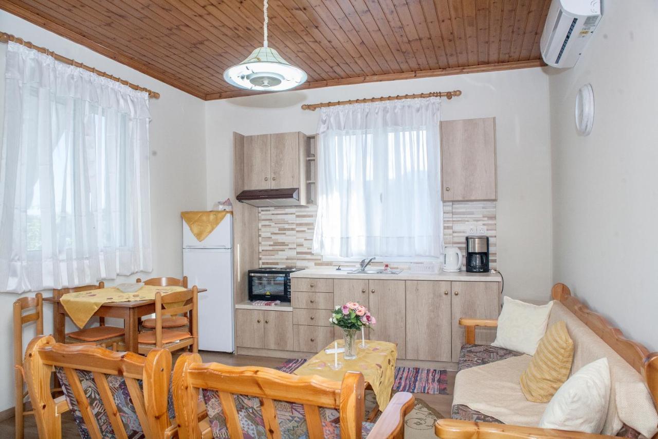 Casa Serena Asprogerakata Zewnętrze zdjęcie